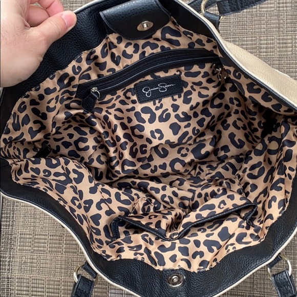 Cool purse - Picture 4 of 4